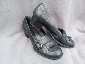 Born Women’s Size 9 Black Leather Slip On Loafers Fringe Buckle Accent Comfort